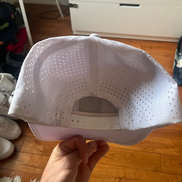 WHITE SIXHATS SNAPBACK - Picture 5 of 5